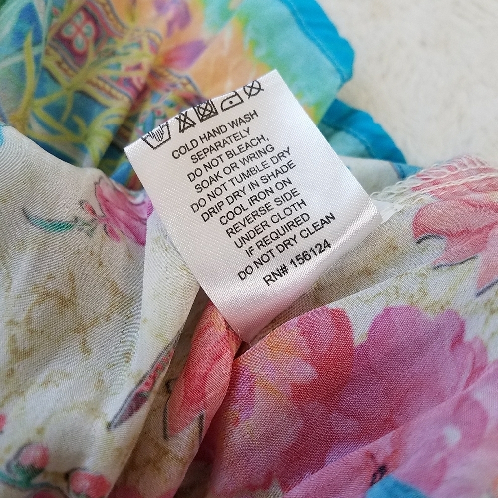 Shana Floral Printed Midi Dress - Picture 9 of 9
